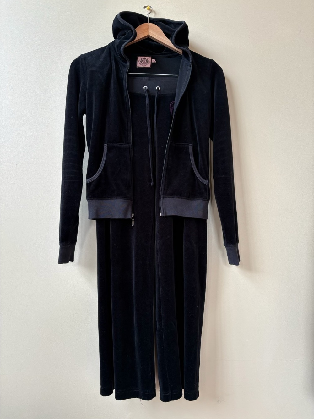 Y2K ORIGINAL -Juicy Couture - Black and Pink Velour Tracksuit - 2 PIECE - Size S - Picture 2 of 13